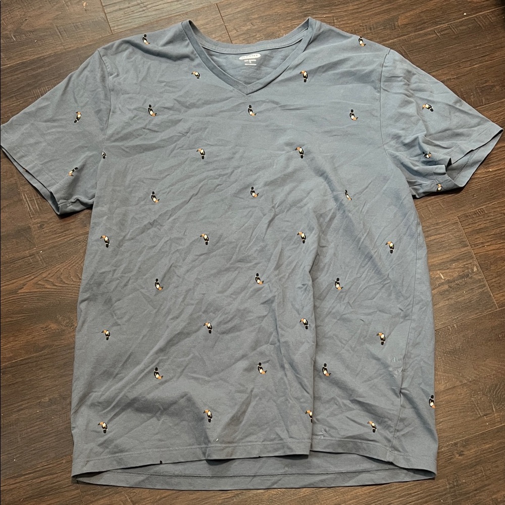 Casual Blue T-Shirt with Tucan Design